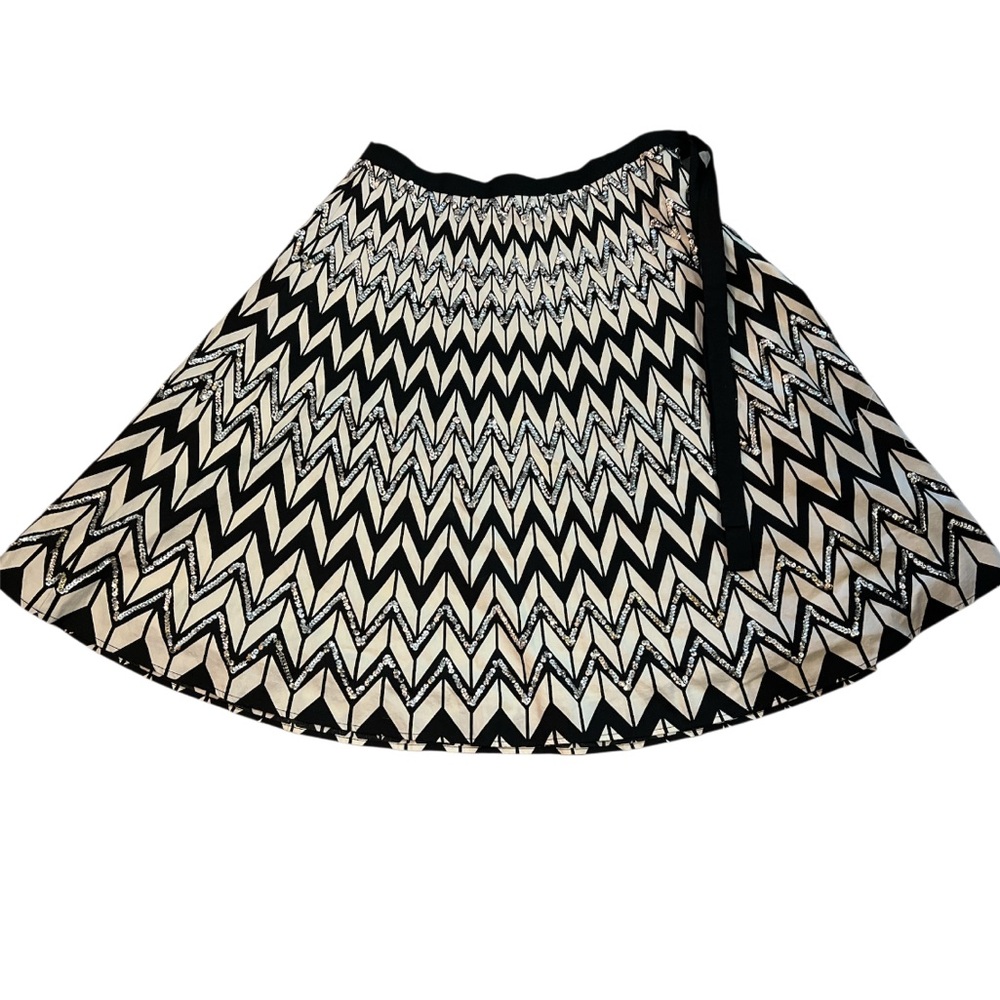 BCBGMAXAZRIA Black‎ White Sequin Chevron Skirt Women’s XS Lined Party